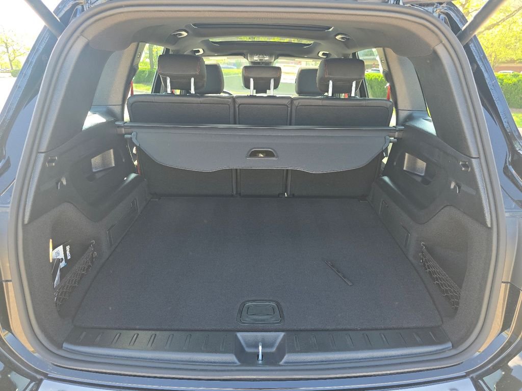 New 2026 Cosmos Black Metallic Mercedes-Benz GLB 35 AMG® image 18