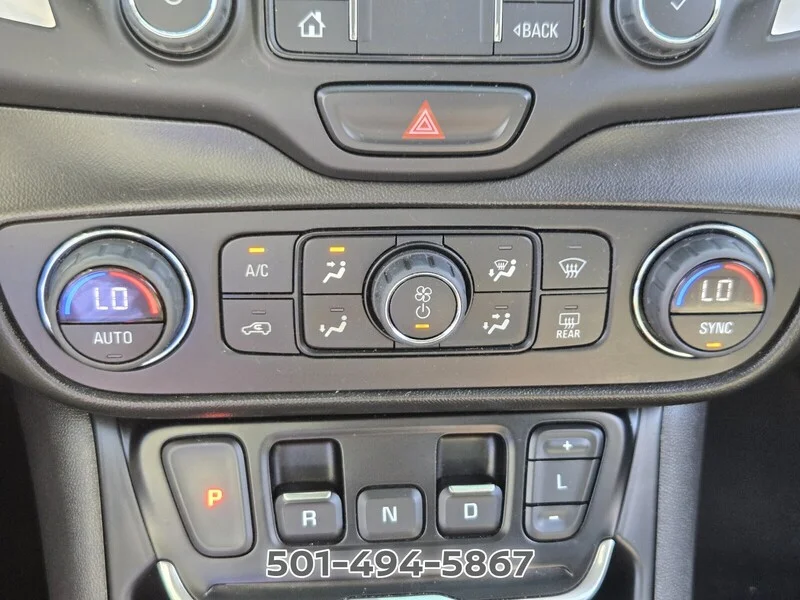 Used 2021 Steel Metallic GMC SLT image 24