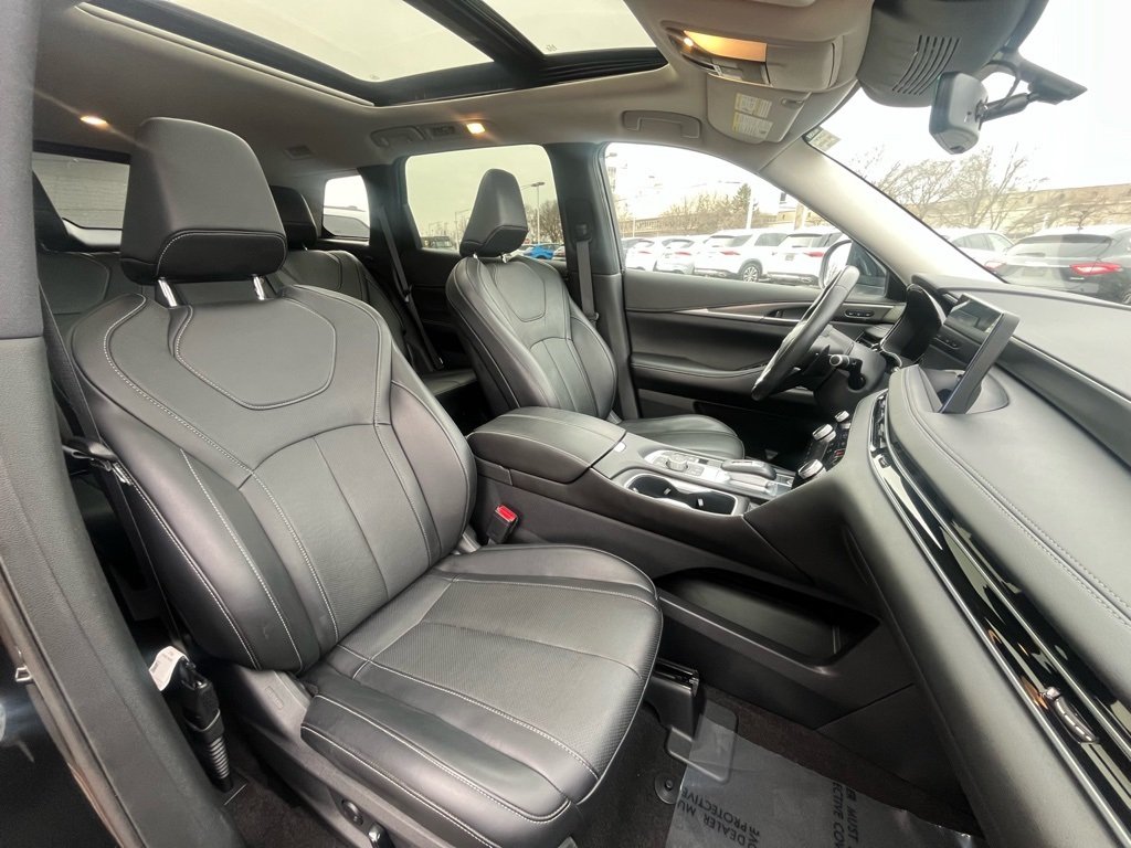 2023 INFINITI QX60 - Image 28