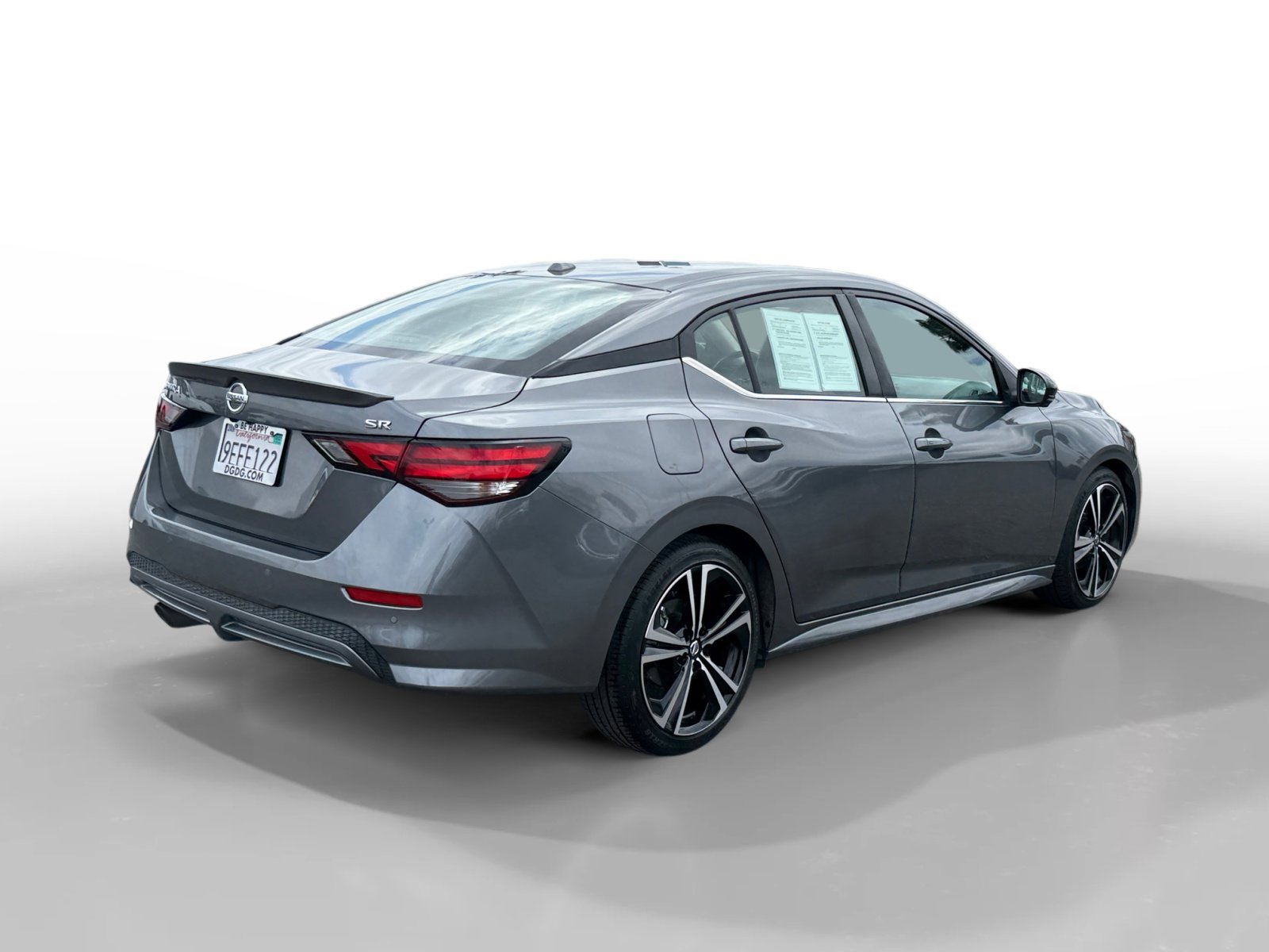 Used 2022 Gun Metallic Nissan SR image 5