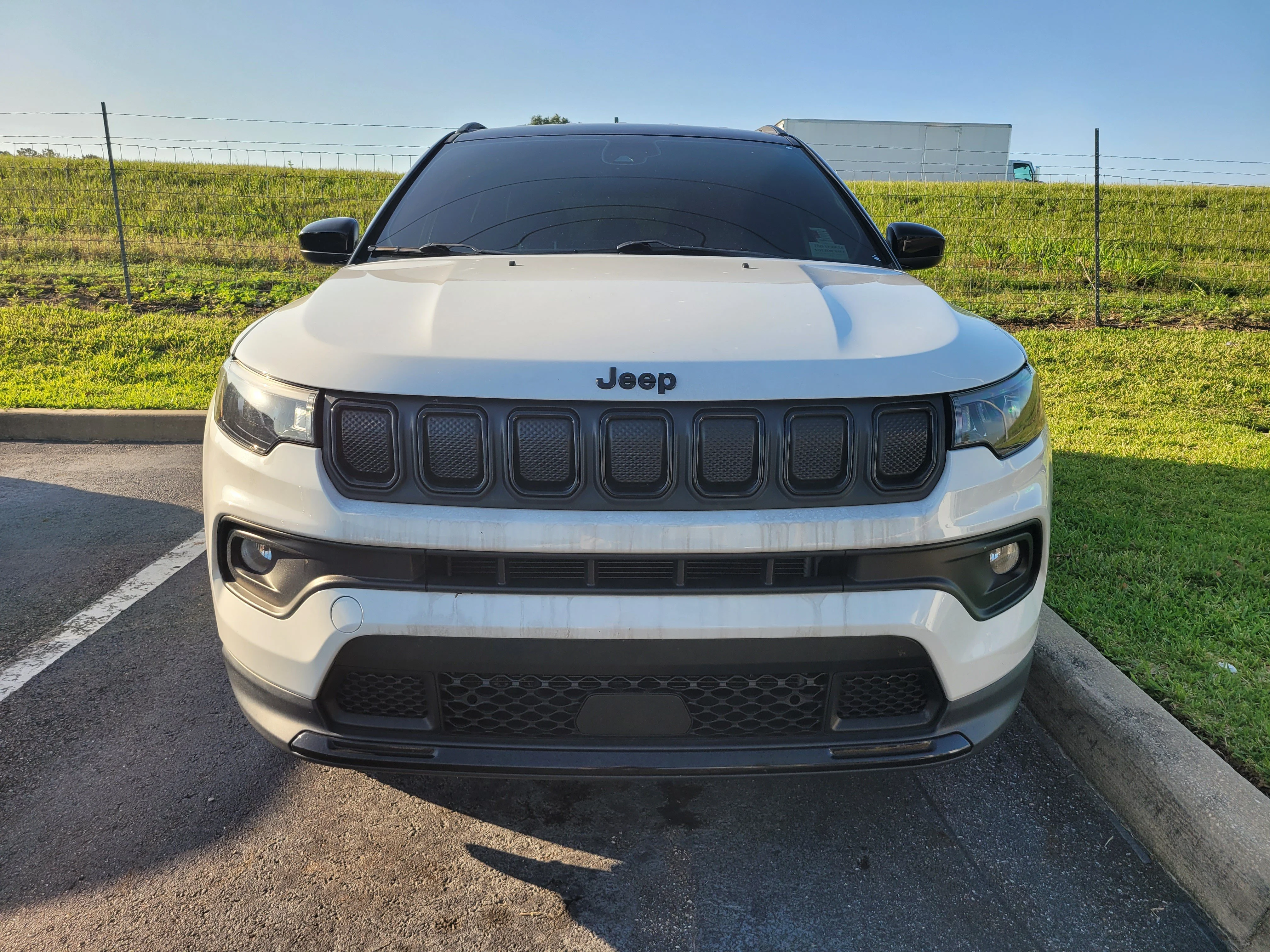 Used 2022 Bright White Clearcoat Jeep Altitude image 2
