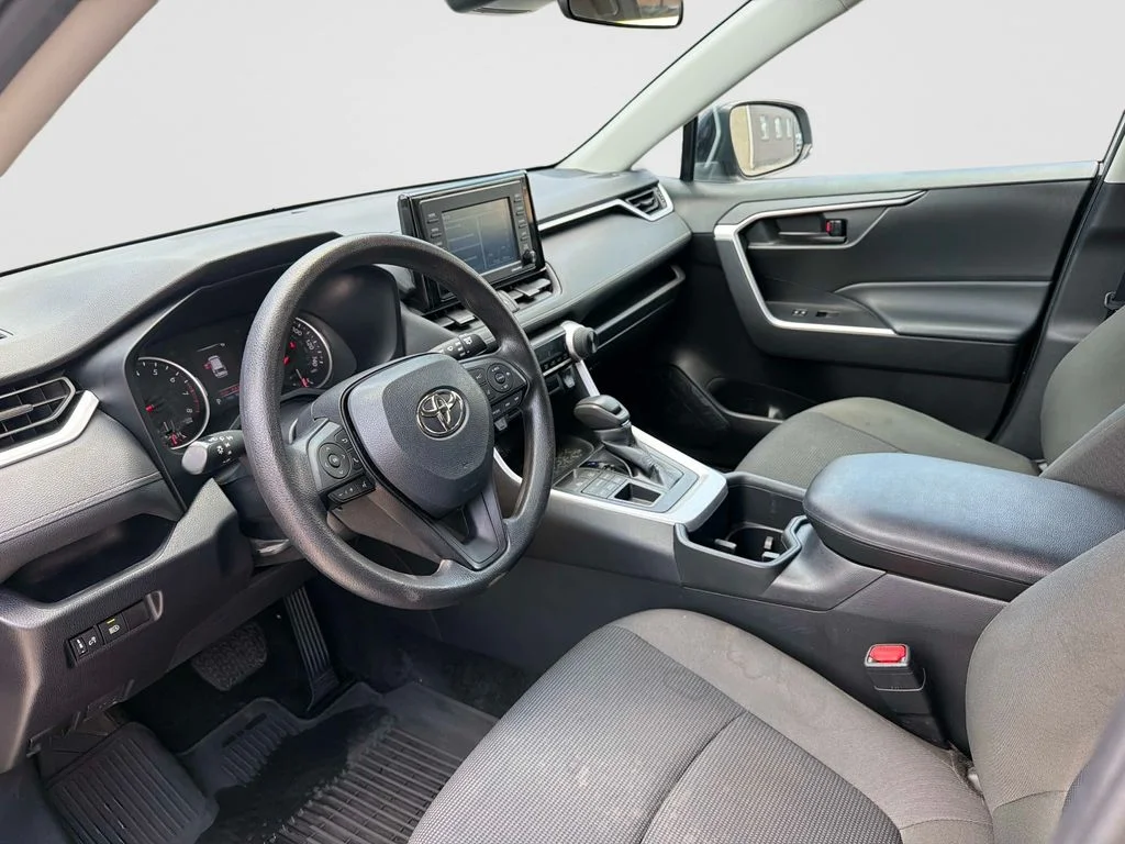 Used 2022 Silver Sky Metallic Toyota LE image 21