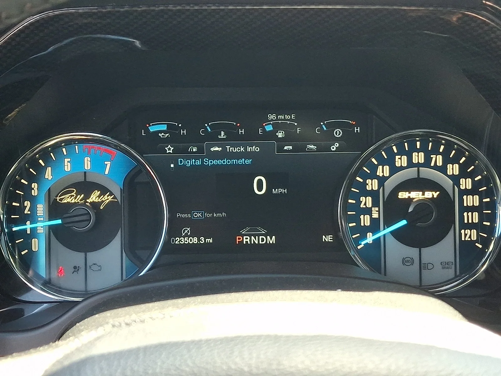 Used 2020 Agate Black Metallic Ford LARIAT image 25