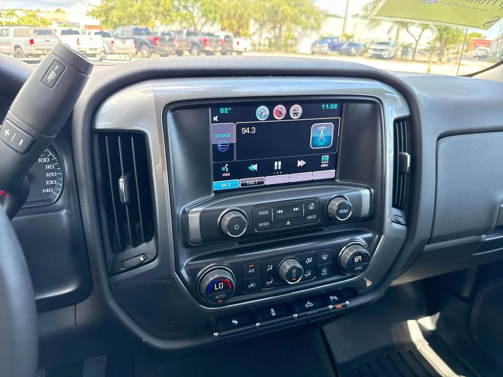 Used 2015 Black Chevrolet LT image 20