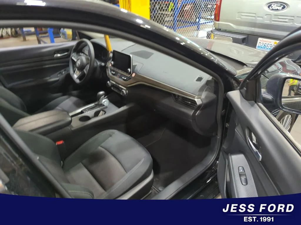 Used 2024 Celestial Silver Metallic Toyota SE image 7