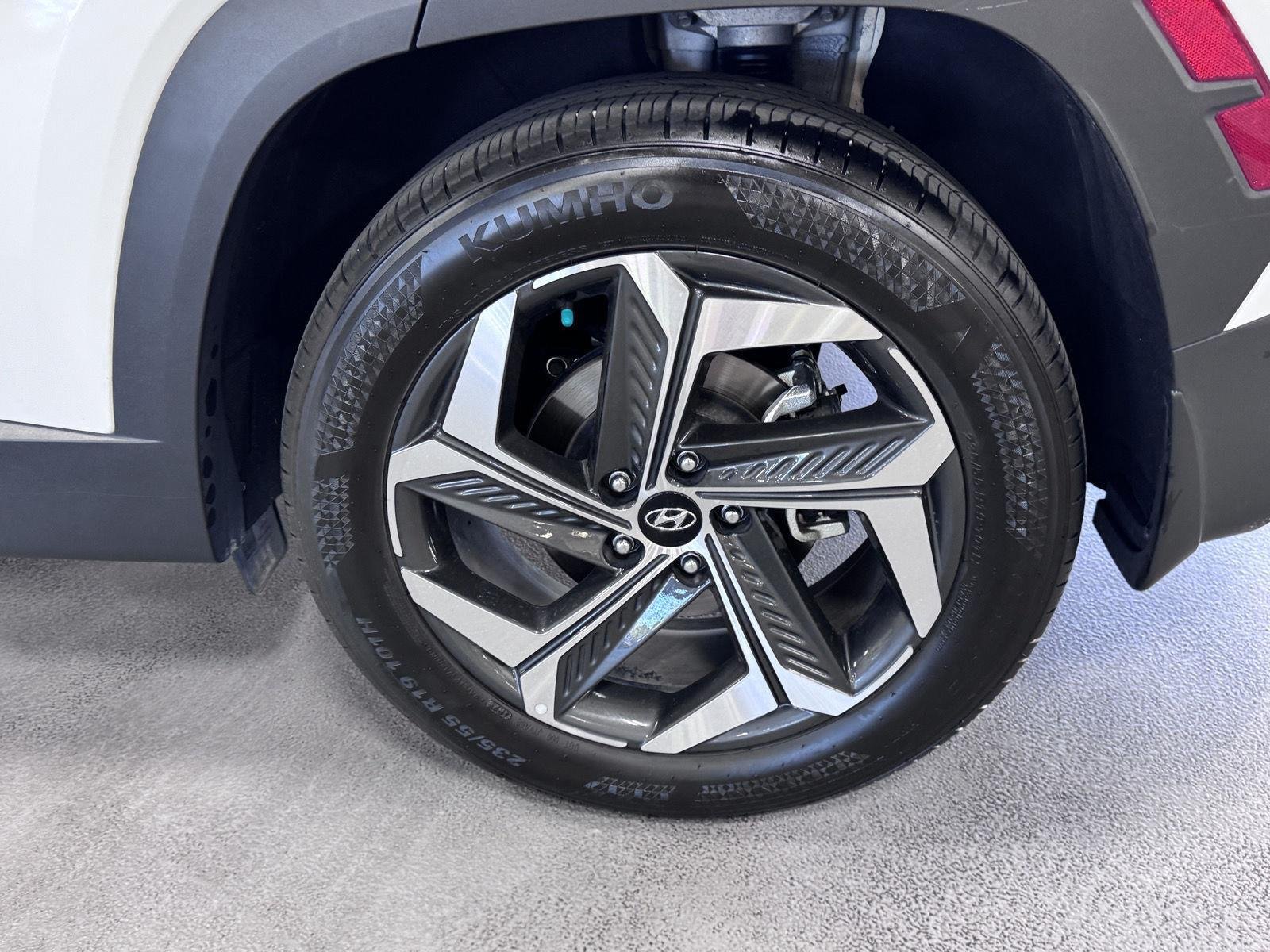 Certified Used 2024 White Pearl Hyundai SEL image 17