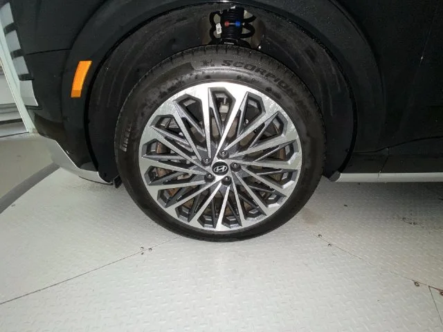 Used 2026 Black Hyundai Calligraphy image 10