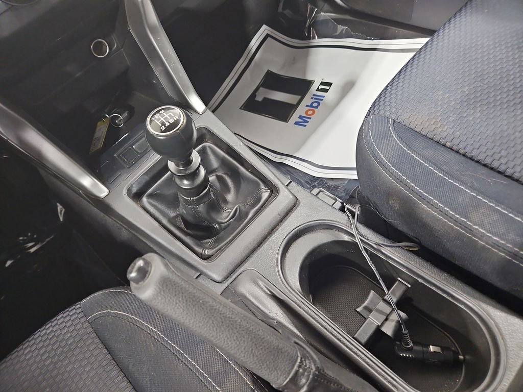 Used 2014 Black Subaru 2.5i image 22