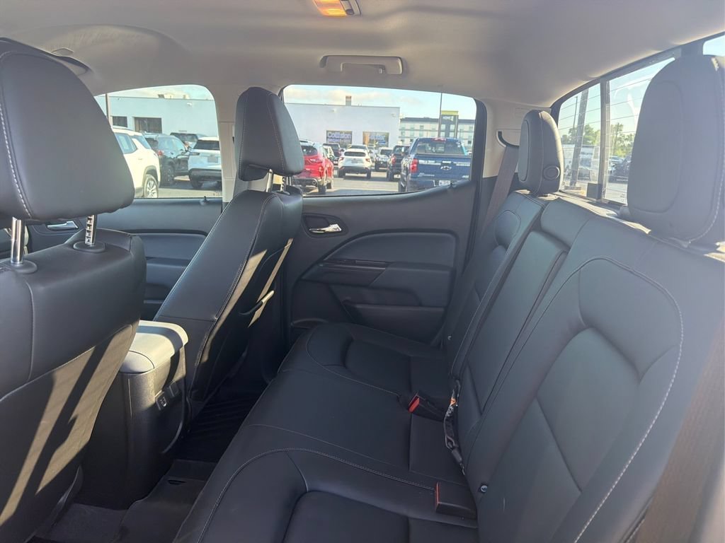 Used 2022 Black Chevrolet Z71 image 20