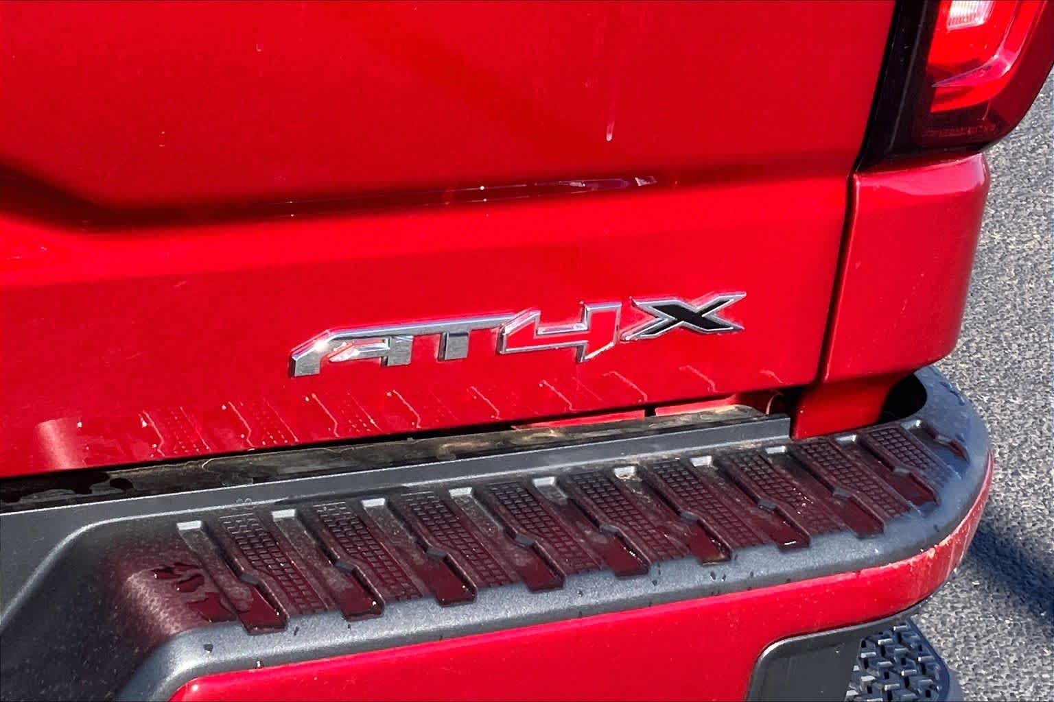 Used 2022 Cayenne Red Tintcoat GMC AT4X image 10