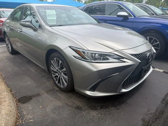 Used 2021 Silver Lexus 250 image 1