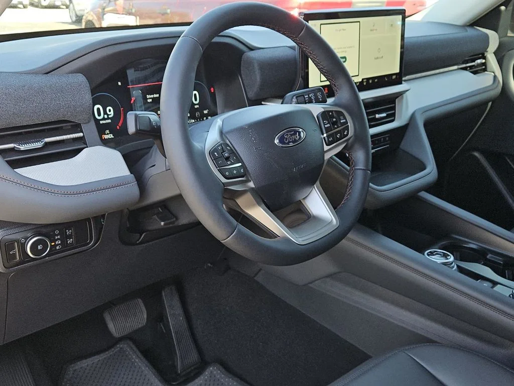 New 2026 Vapor Blue Metallic Ford Active image 24