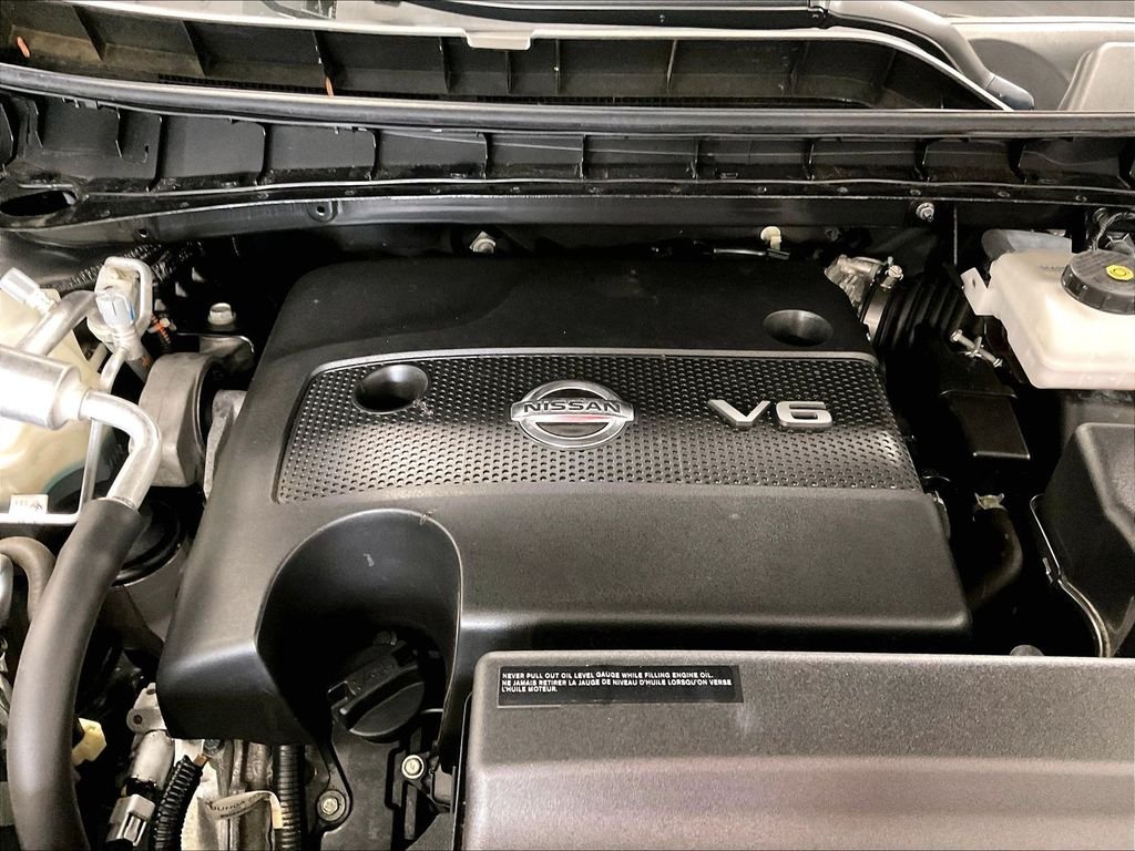 Used 2023 Gray Nissan SL image 35