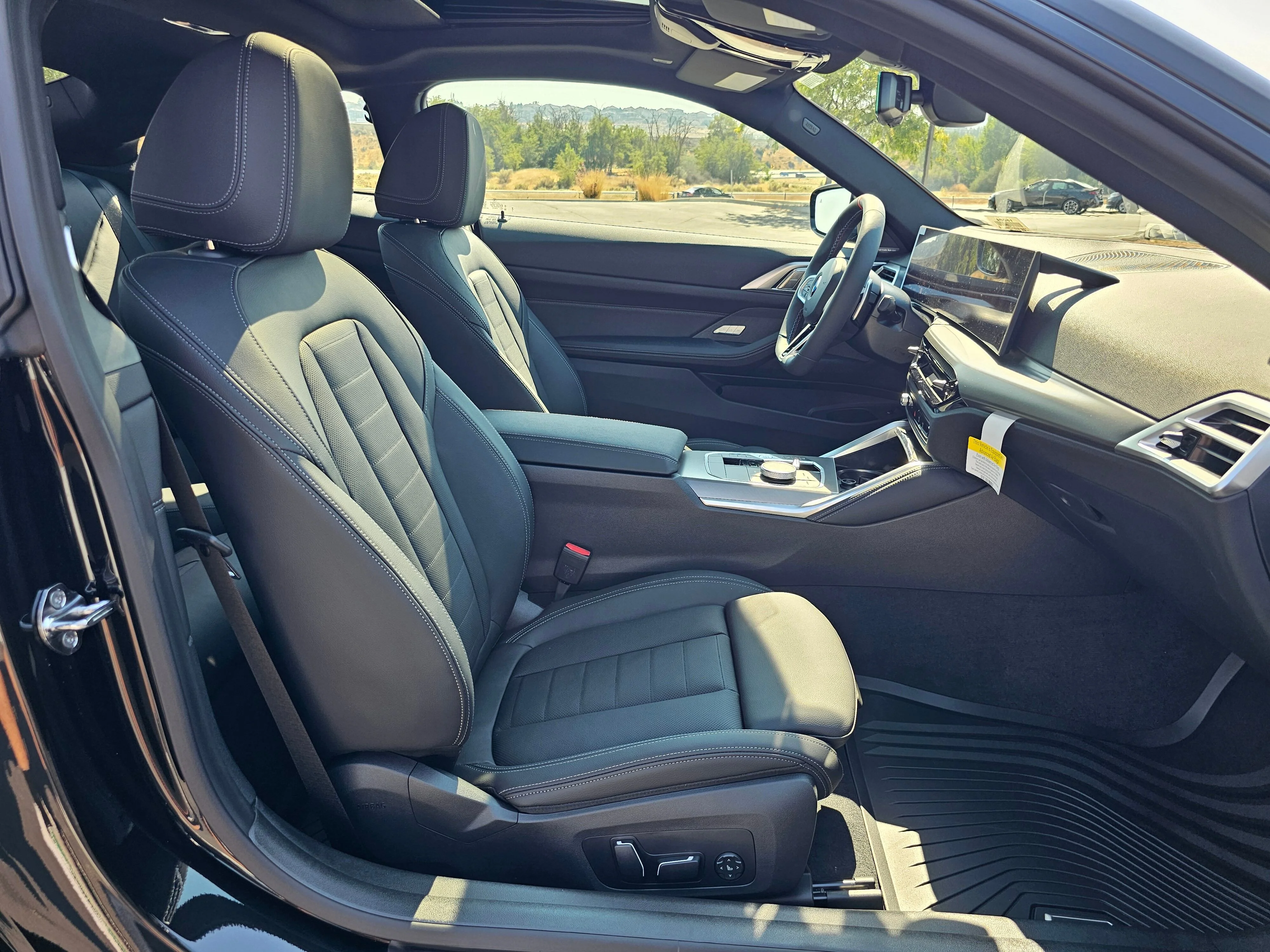 2026 BMW 4 Series M440i - Photo 13