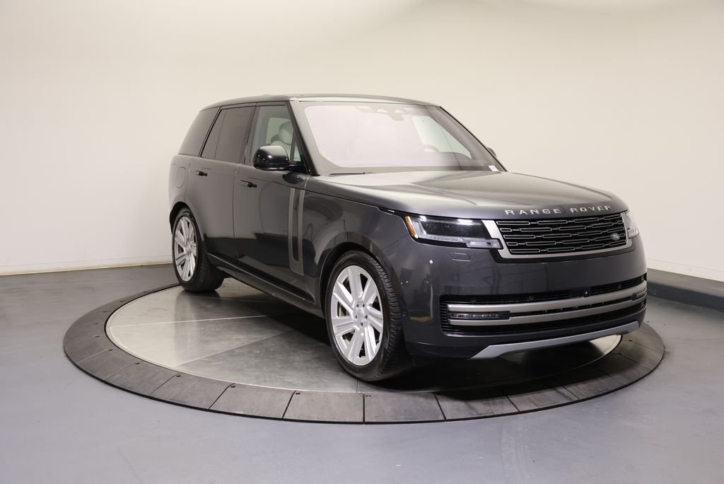 Certified Used 2023 Carpathian Gray Premium Metallic Land Rover SE image 7