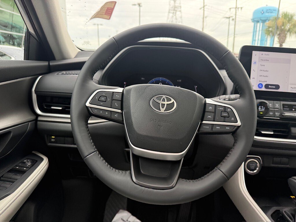 Used 2026 GRAY Toyota XLE image 16