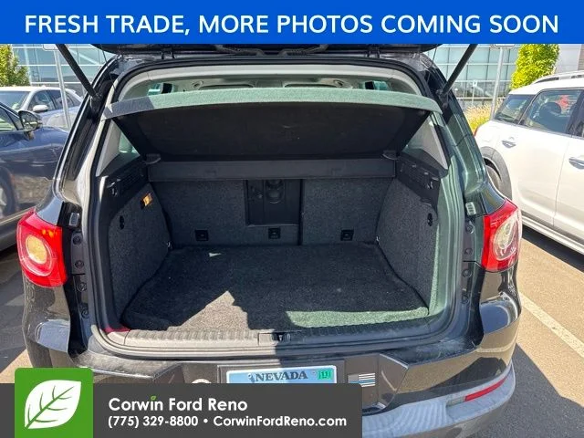 Used 2010 Black Volkswagen S image 7