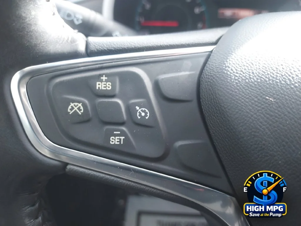Used 2021 Gray Chevrolet RS image 23