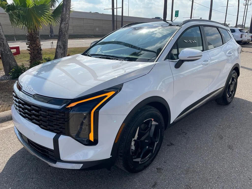 New 2026 White Kia EX image 3
