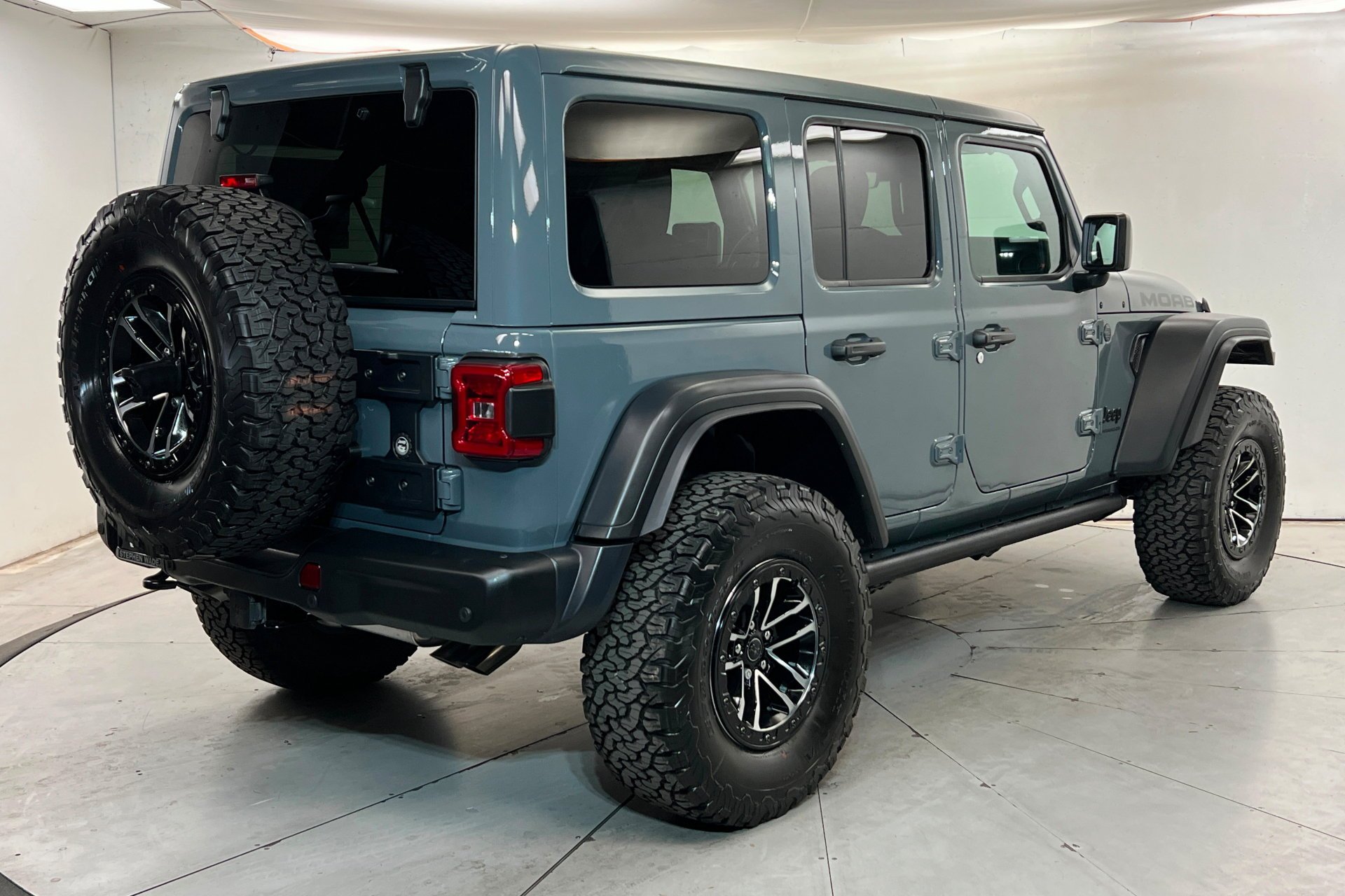 Used 2026 Anvil Clearcoat Jeep Moab 392 image 6