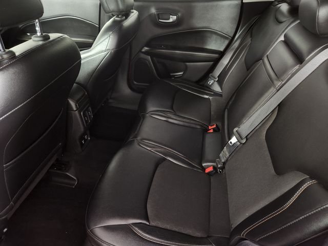 Used 2017 Red Jeep Latitude image 19