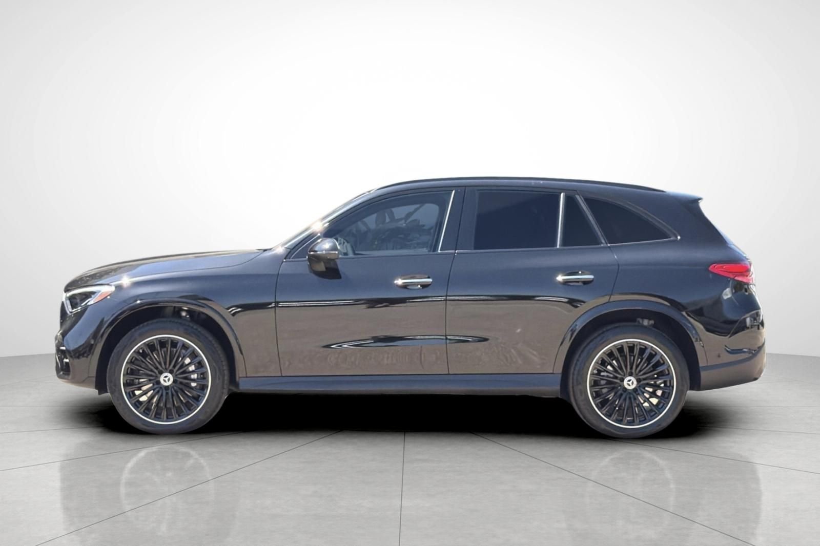 New 2026 Obsidian Black Metallic Mercedes-Benz GLC 300 image 34