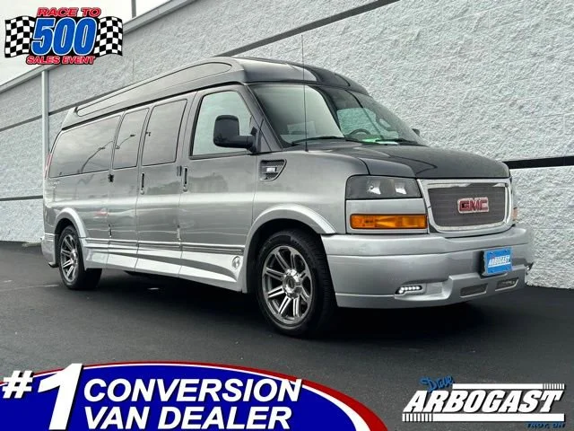 2020 GMC Savana 2500 Ext WB's photo