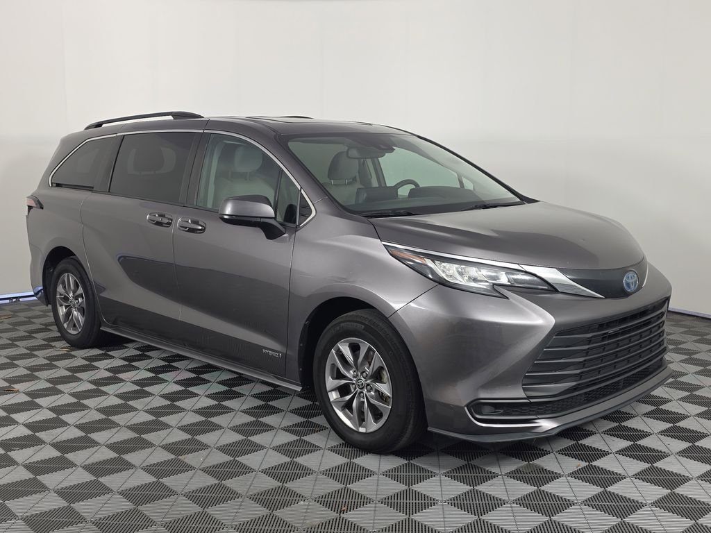 Used 2021 Gray Toyota LE image 9