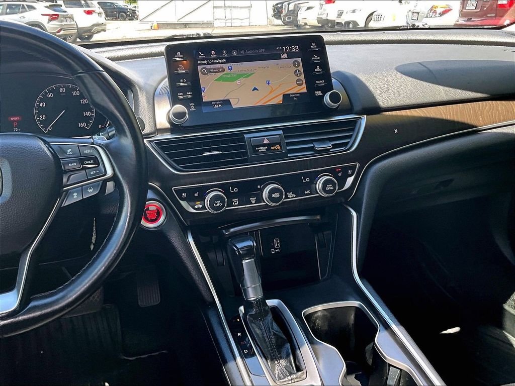 Used 2018 Black Honda Touring image 17
