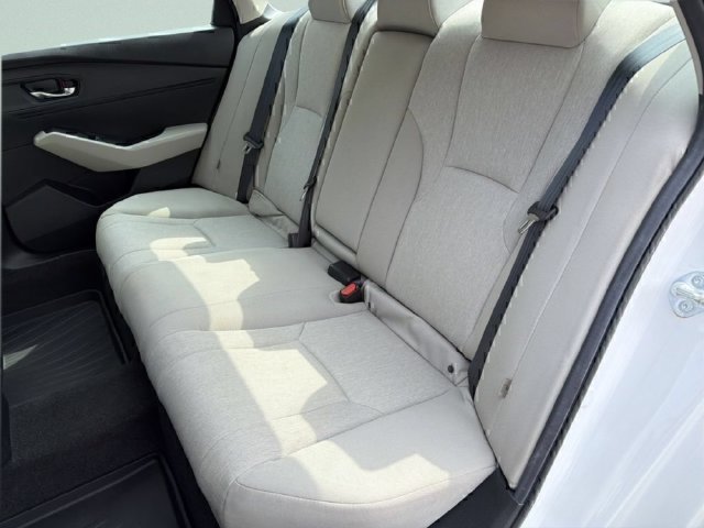 Used 2024 White Honda LX image 21