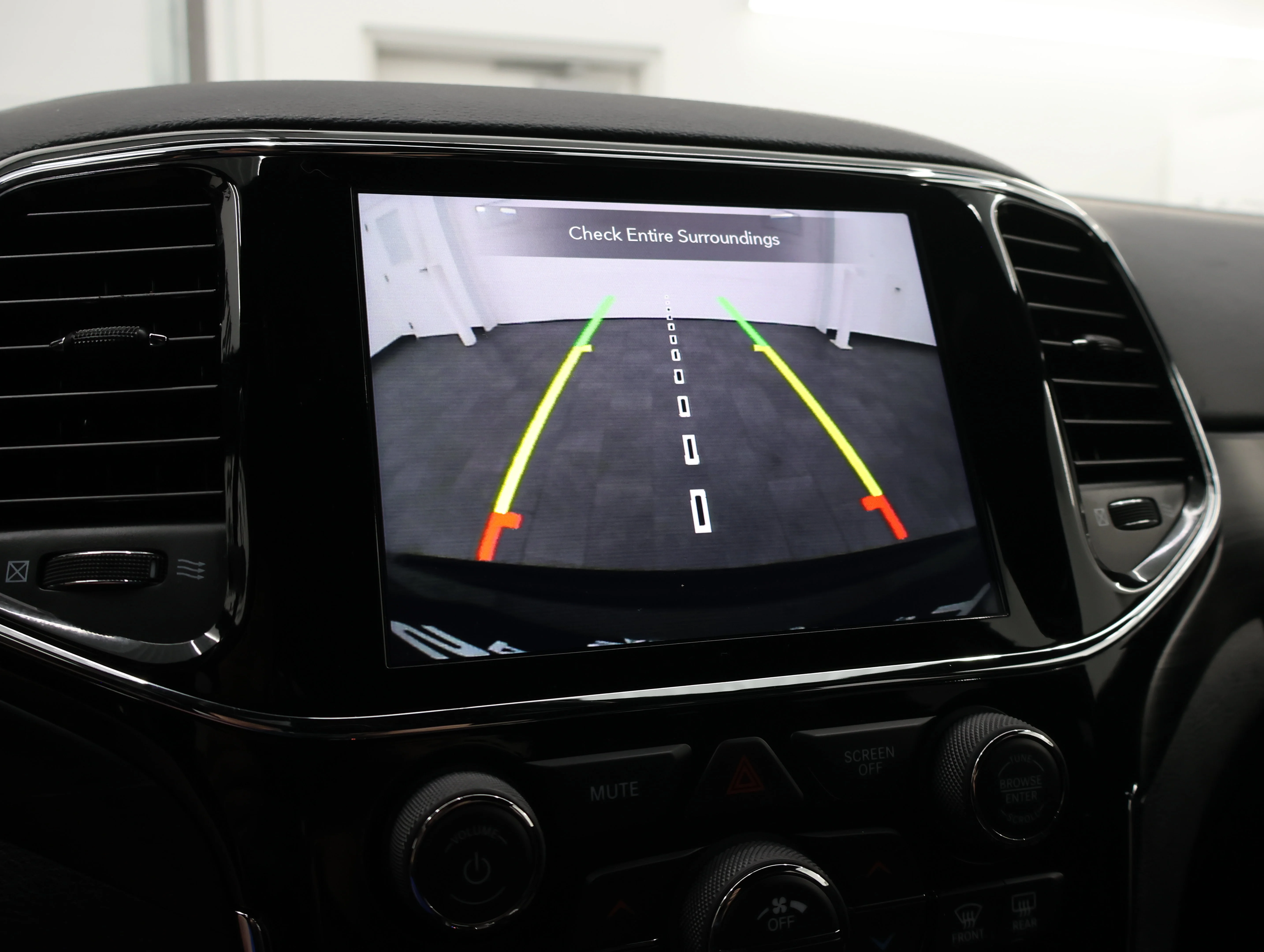 Used 2020 Sting-Gray Clearcoat Jeep Altitude image 16