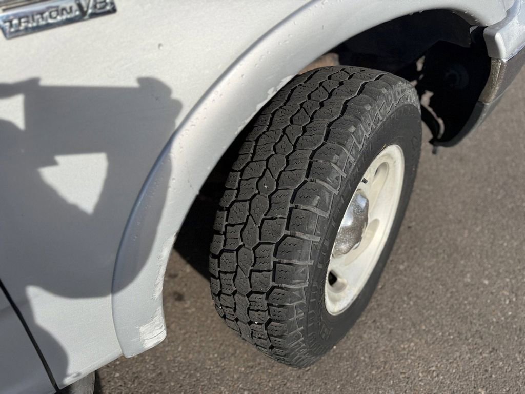 Used 2002  Ford XLT image 52