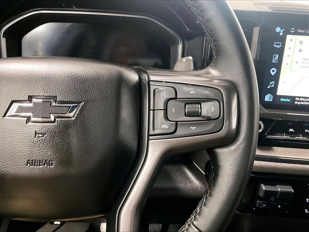 Used 2024 White Chevrolet ZR2 image 23