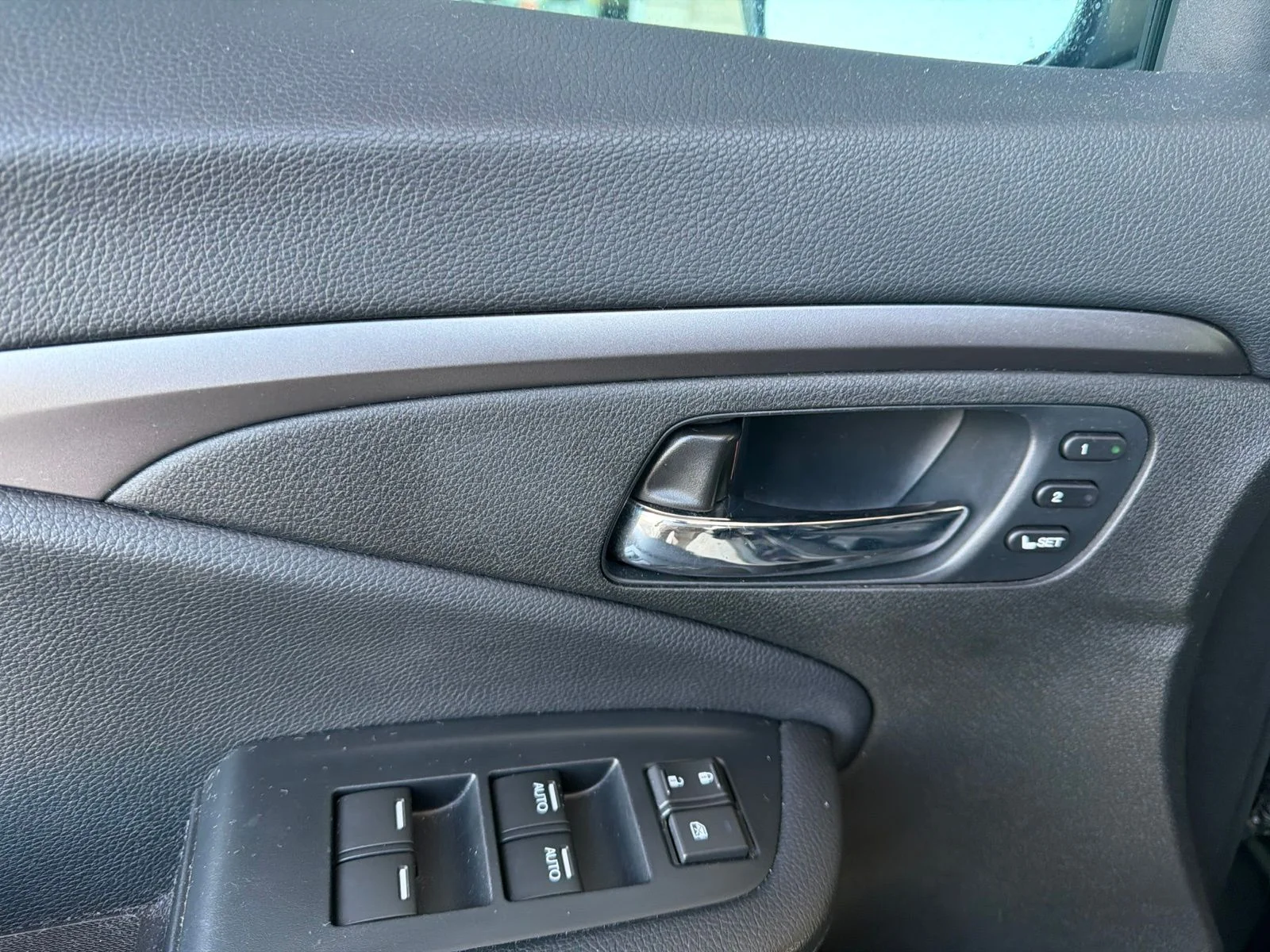 Used 2022 Black Honda Special Edition image 7