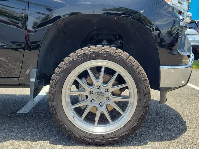 2023 Chevrolet Silverado 1500 LT - Photo 6