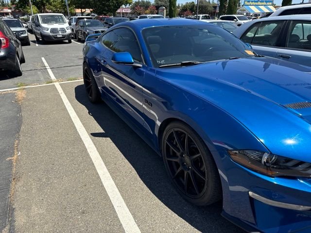 Used 2018 Blue Ford GT Premium image 2