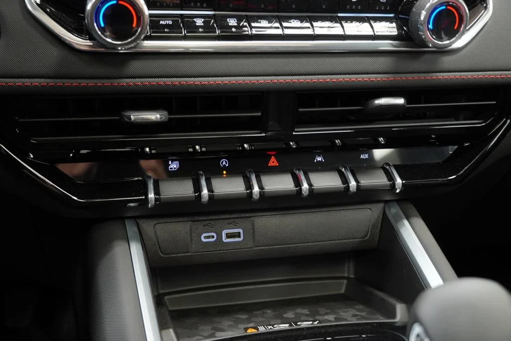 2026 Chevrolet Colorado Z71 - Photo 19