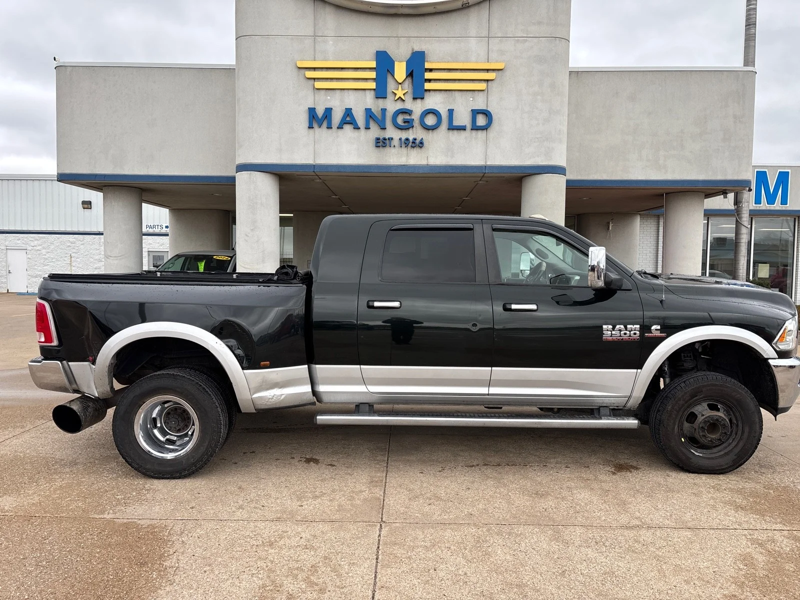 2015 RAM 3500 Laramie 4X4 Mega Cab's photo