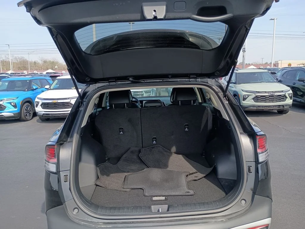 Used 2025 Black Kia EX image 29