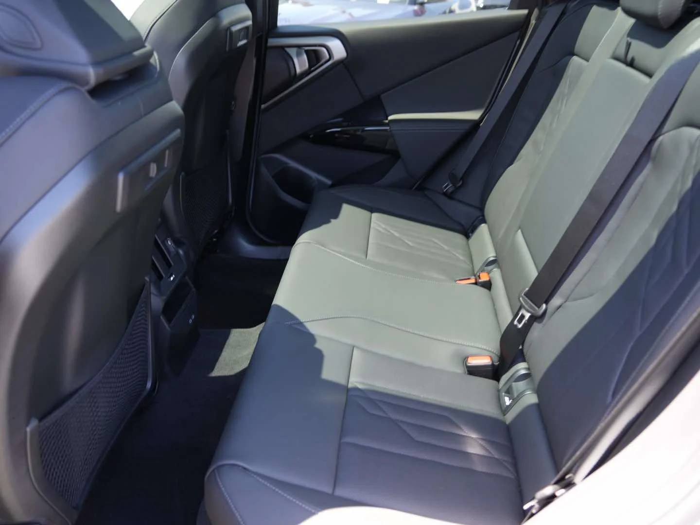 New 2026 Brooklyn Grey Metallic BMW 30 xDrive image 9
