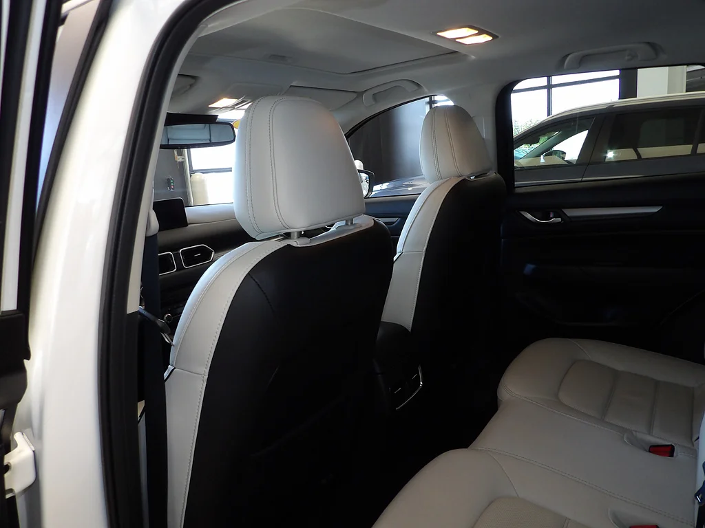 Certified Used 2024 Rhodium White Metallic Mazda 2.5 S Preferred image 20