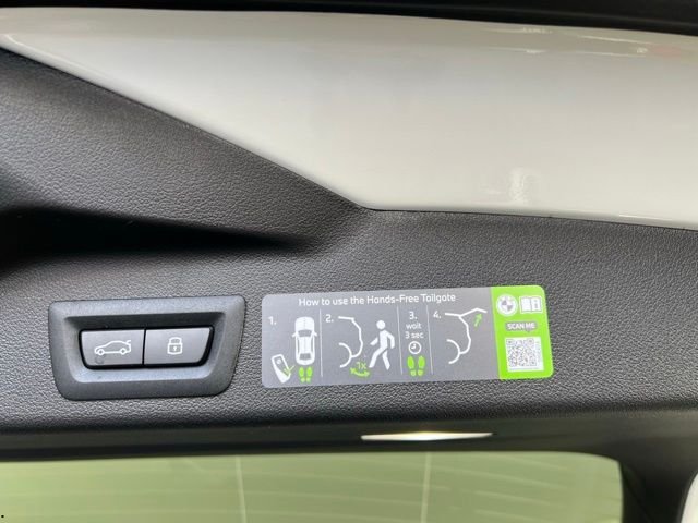 New 2026 White BMW sDrive40i image 41