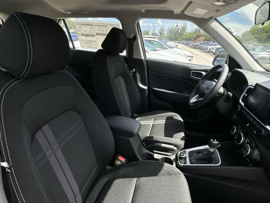 2026 Hyundai Venue SEL - Photo 12