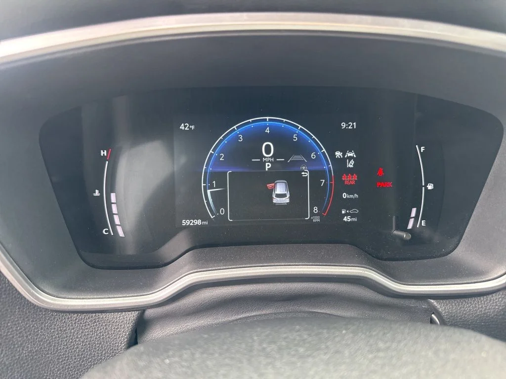 Used 2023 Silver Toyota XLE image 24