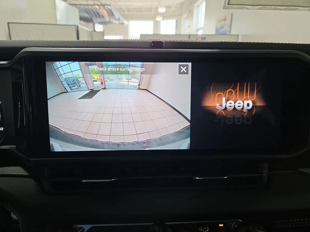 New 2026 Bright White Clearcoat Jeep  image 36