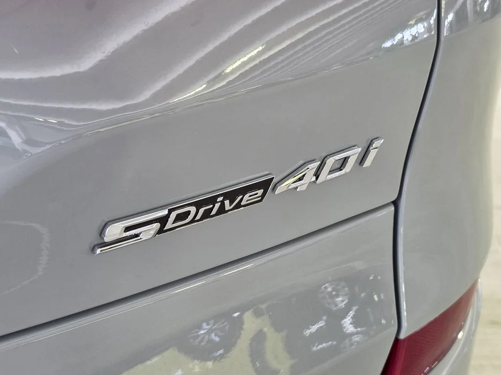 New 2026 Gray BMW sDrive40i image 7