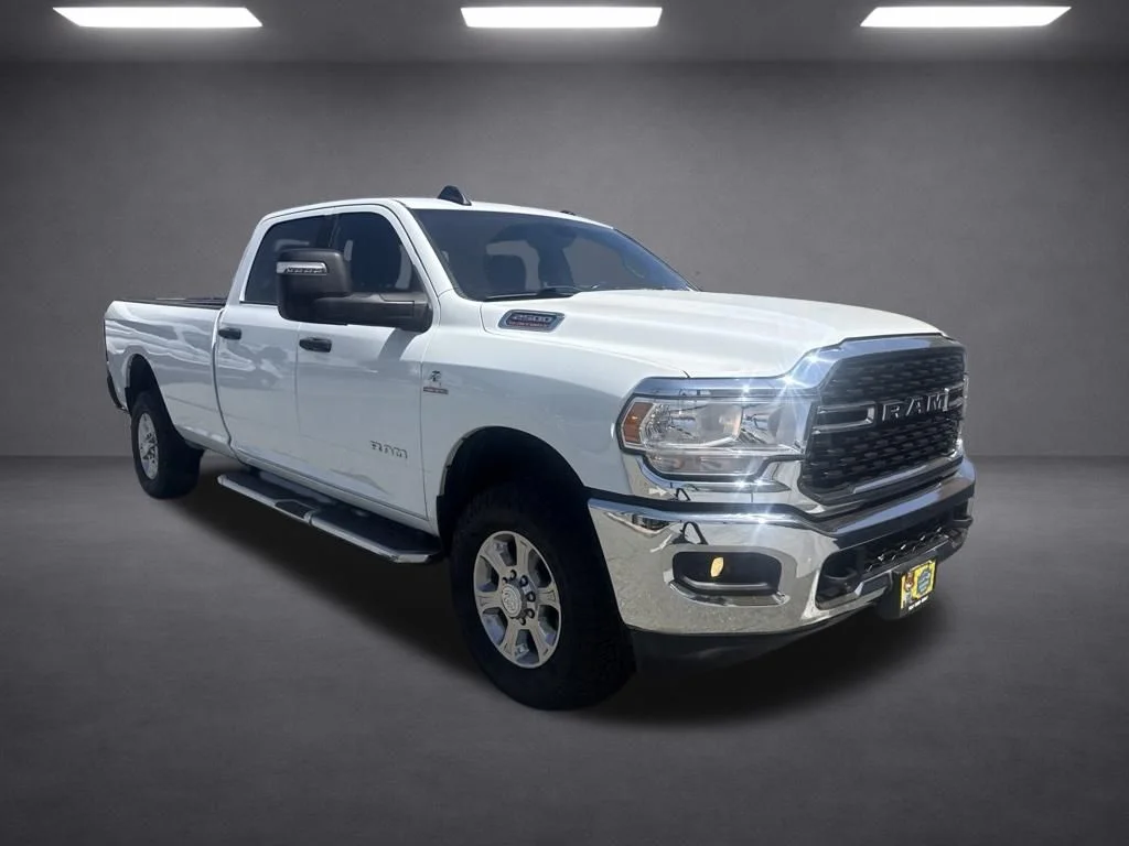 Used 2024 White Ram Big Horn image 8