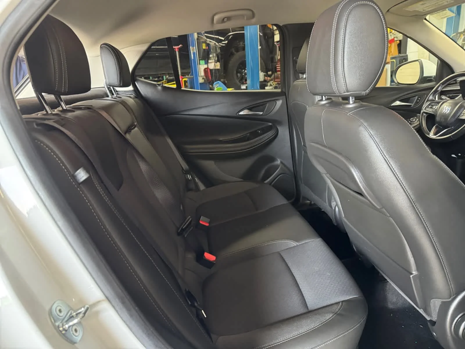 Used 2024 Summit White Buick Preferred image 23