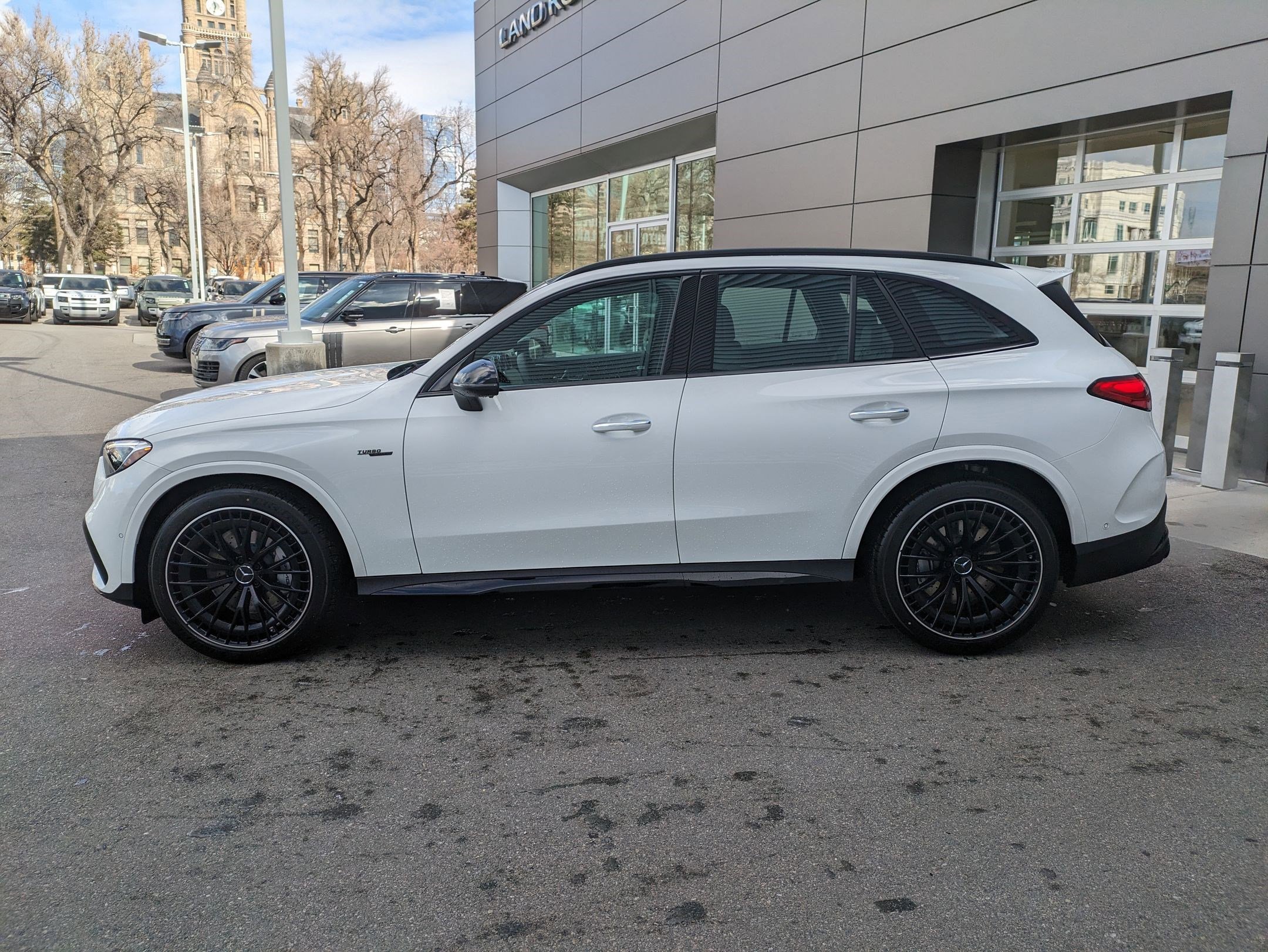 2025 Mercedes-Benz GLC AMG GLC43 - Photo 7
