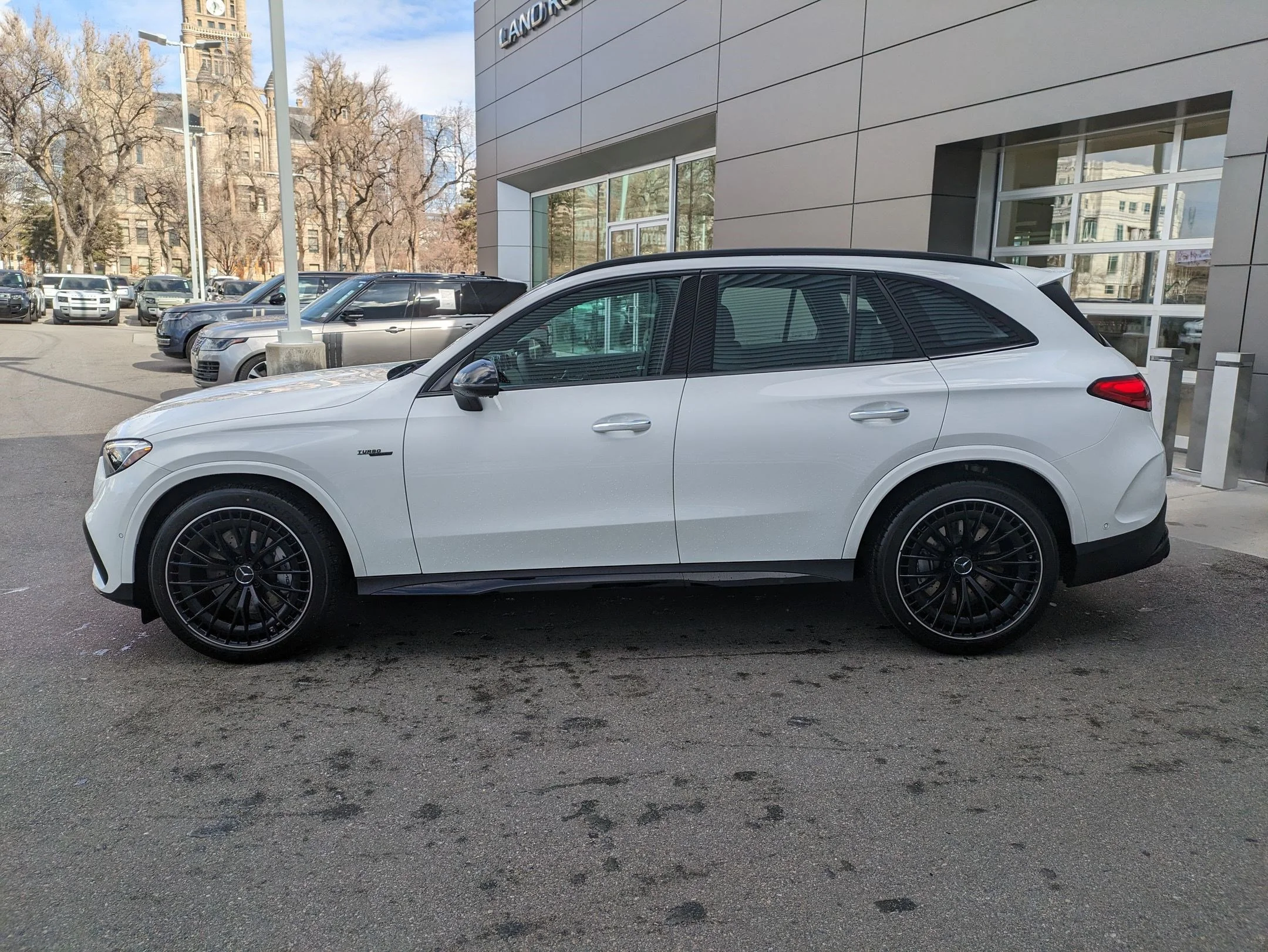 2025 Mercedes-Benz GLC AMG GLC43 - Photo 7